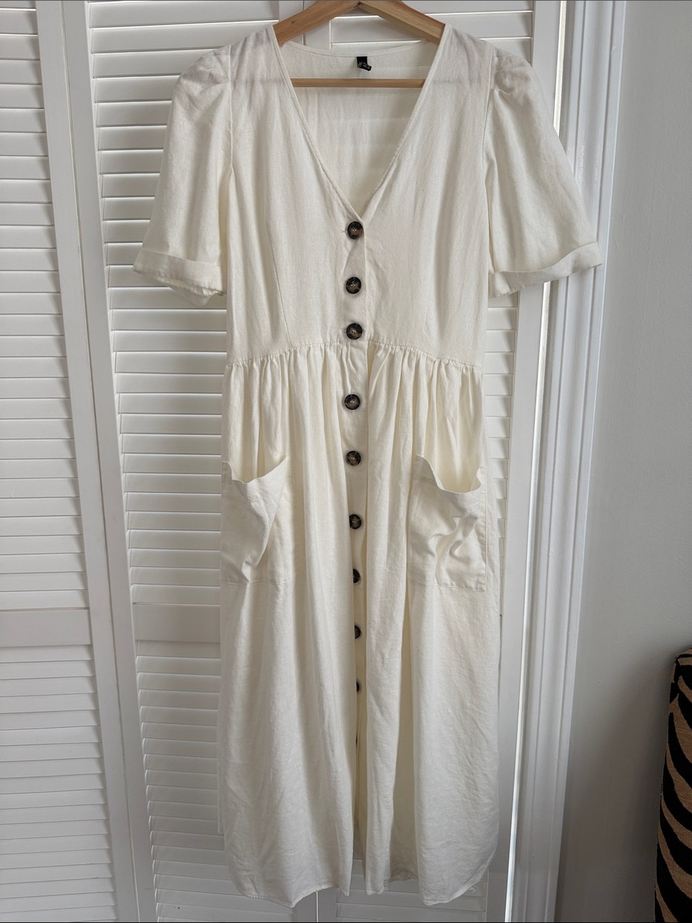 Zara Cream Button-Front Midi Dress with Patch Pockets